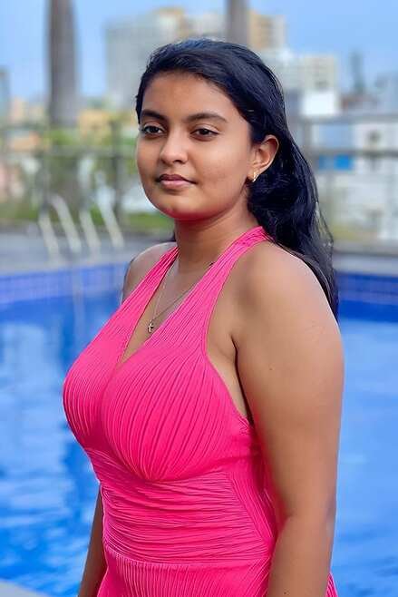 Khazoori Khas ecorts kavya