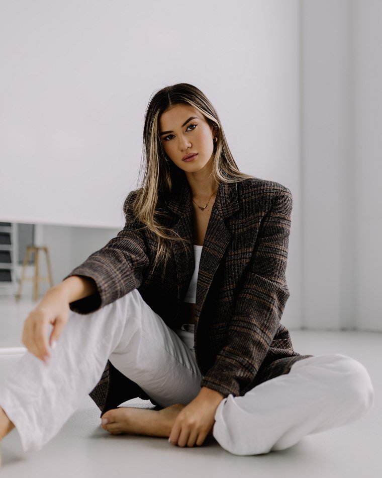 Aaditri Call Girls Services