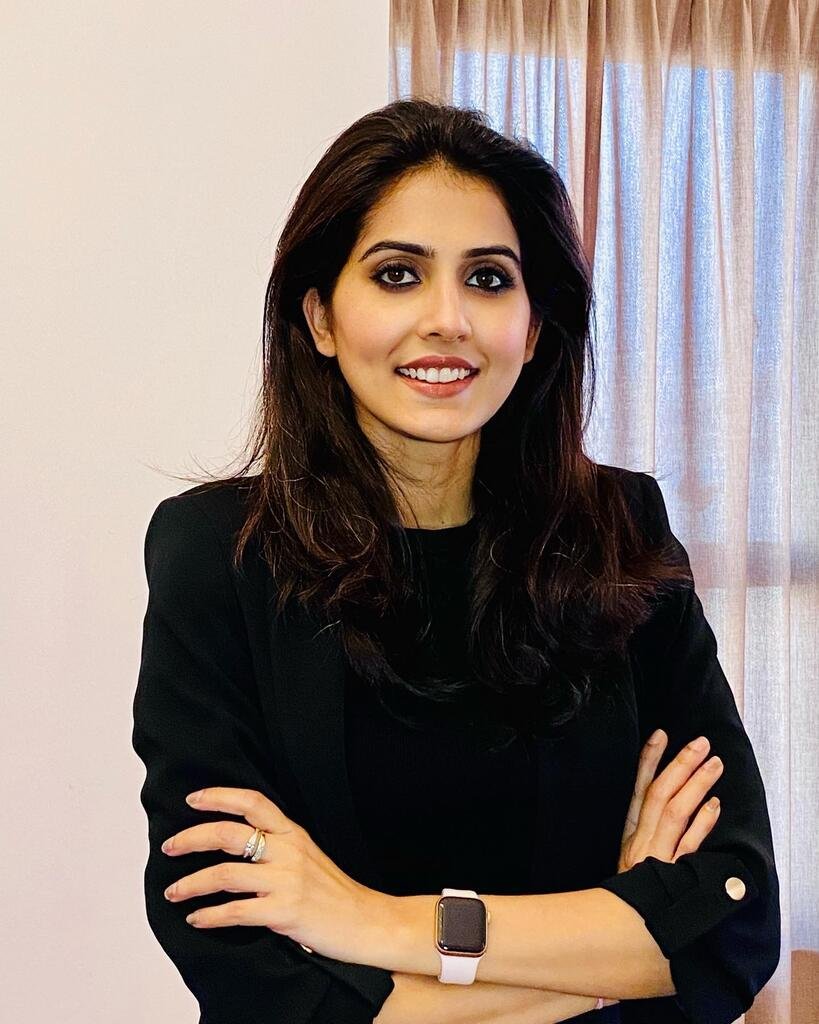 Leen Call Girls Services